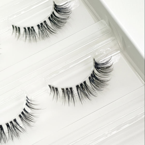 Glashes Elastic Wings Nahaufnahme