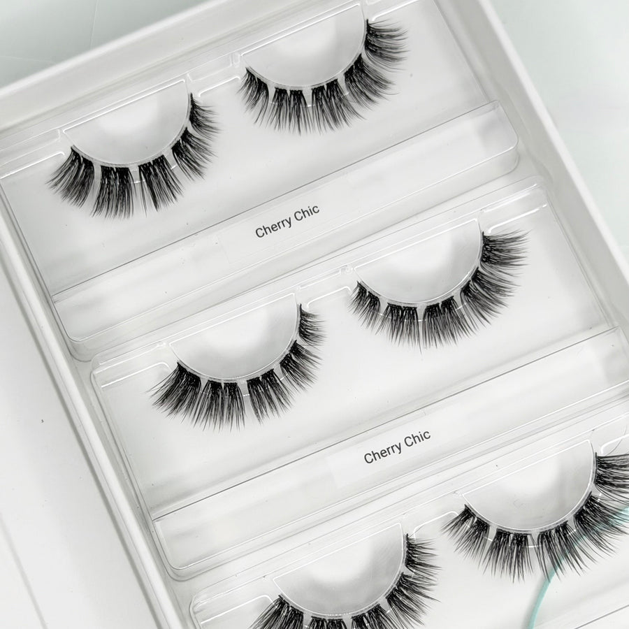 Cherry Chick – Sanfter Cat Eye (8-14mm C-Curl)