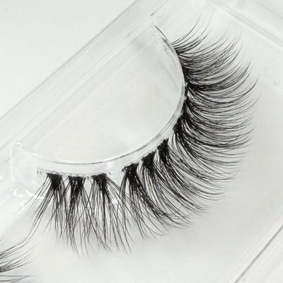 Angelic Eyes DIY Wimpern Nahaufnahme — Fasern und Band im Detail