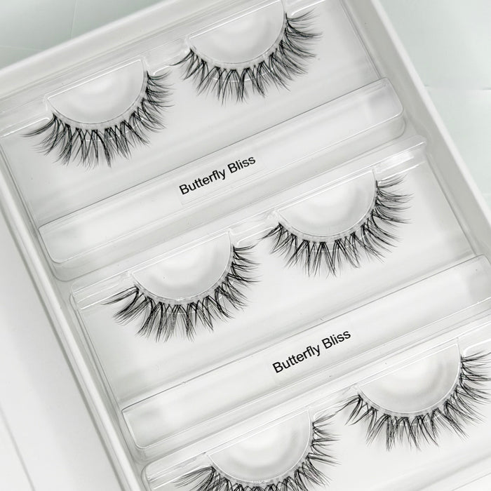 Butterfly Bliss DIY Wimpern — offene 4er Box mit Cateye Look von Glashes