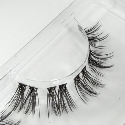 Evermore DIY Wimpern Nahaufnahme — Fasern und Band im Detail