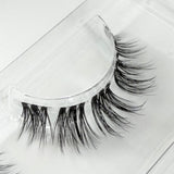 Glashes Fairytale DIY Wimpern Nahaufnahme — Fasern und Band im Detail
