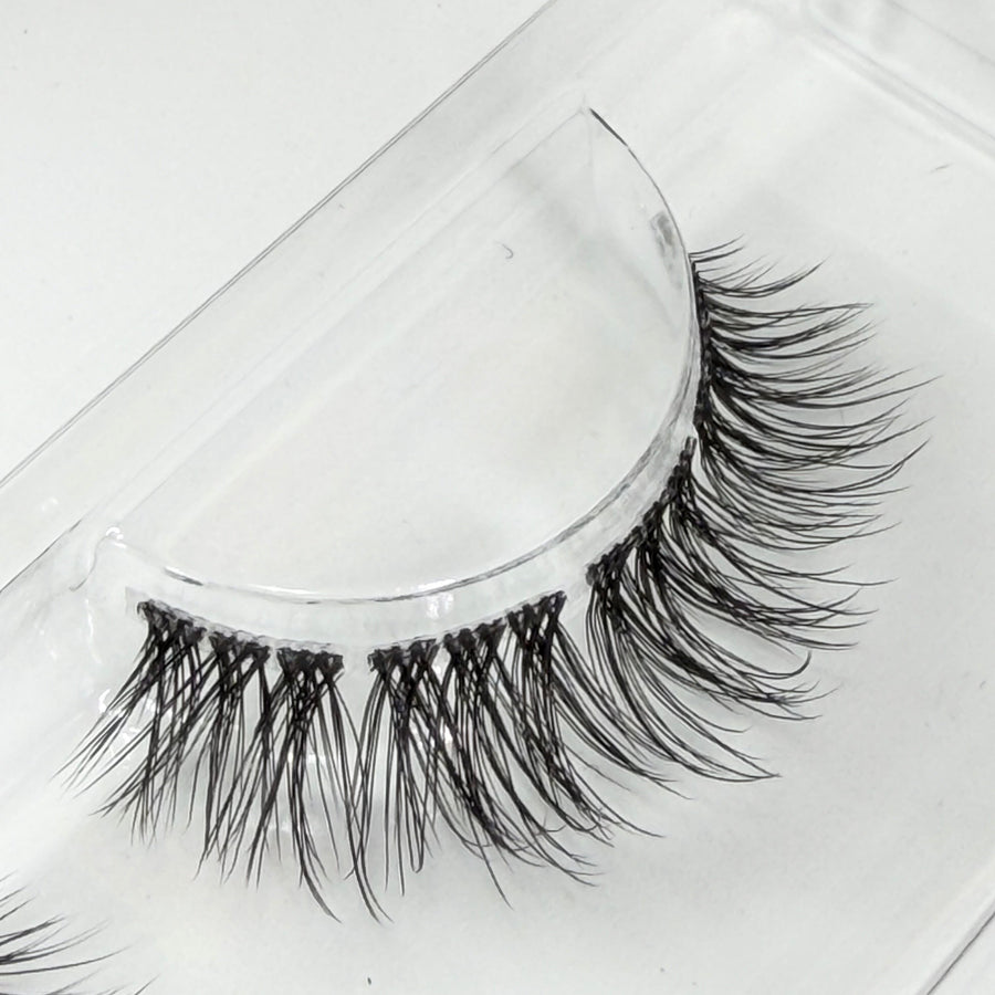 Glashes Lover DIY Wimpern Nahaufnahme — Fasern und Band im Detail