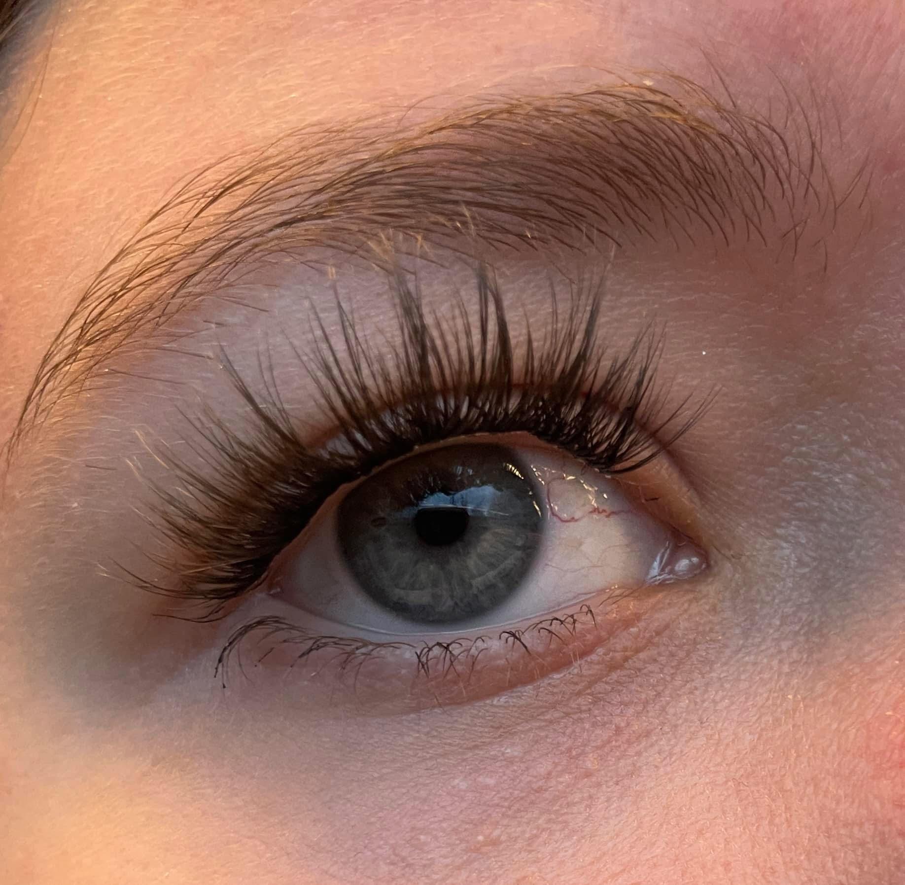 Fluffy Whispy 2.0 (Dolleye Look) 12-14mm - Glashes
