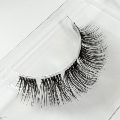 Texas Cowgirl DIY Wimpern Nahaufnahme — Fasern und Band im Detail
