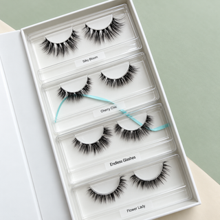 Offene Full Glam Box mit Silky Bloom, Cherry Chick, Endless Glashes und Flower Lady