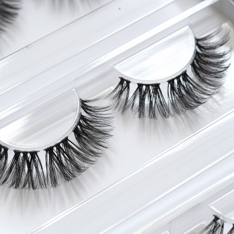 Miss Beast Wimpern Nahaufnahme — dramatischer Dolleye D-Curl