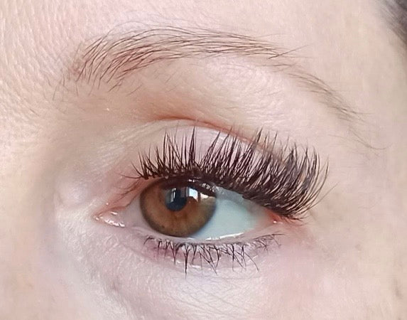 Türchen 5 – Cat-Eye Lashes
